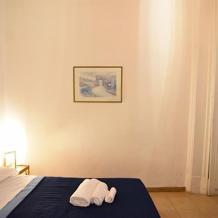 Iside Apartment Napoli Esterno foto