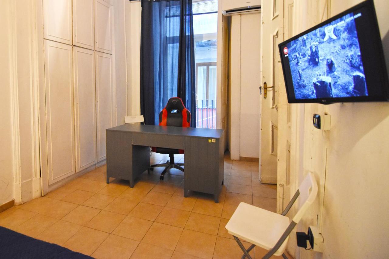 Iside Apartment Napoli Esterno foto