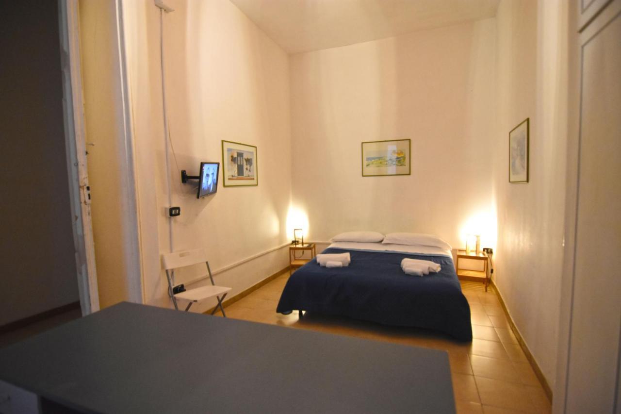 Iside Apartment Napoli Esterno foto