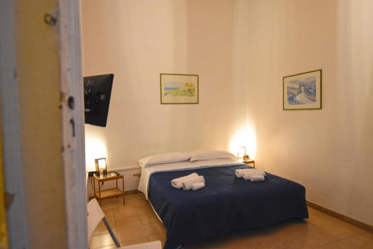 Iside Apartment Napoli Esterno foto