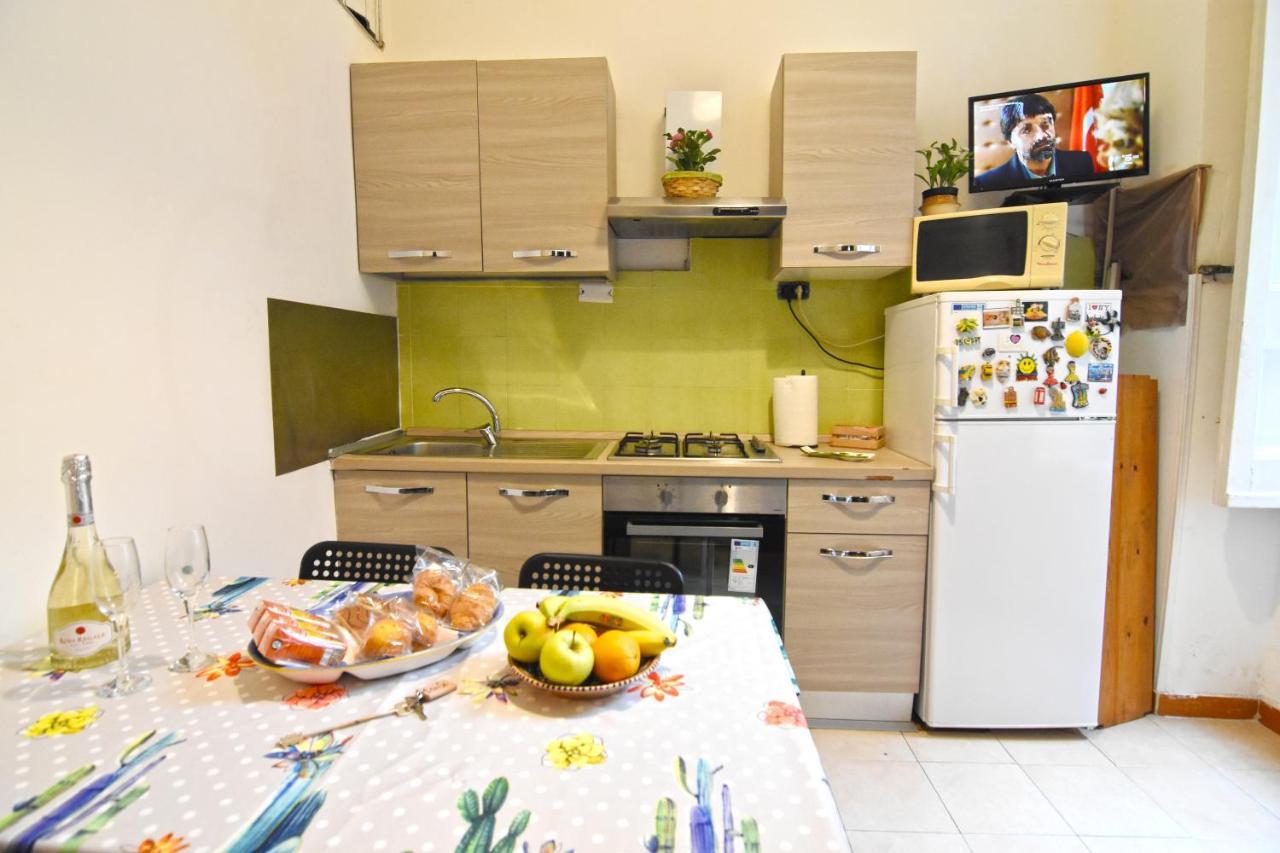 Iside Apartment Napoli Esterno foto